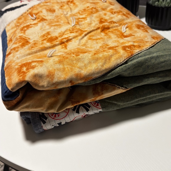 Vintage Soft Handmade Double Sided Boys Baseball Themed Quilt/Blanket - Picture 11 of 13